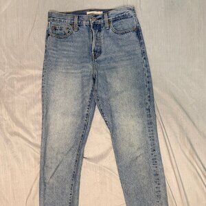 Womans Levi's Jeans Wedgie Bottom Style Size 26